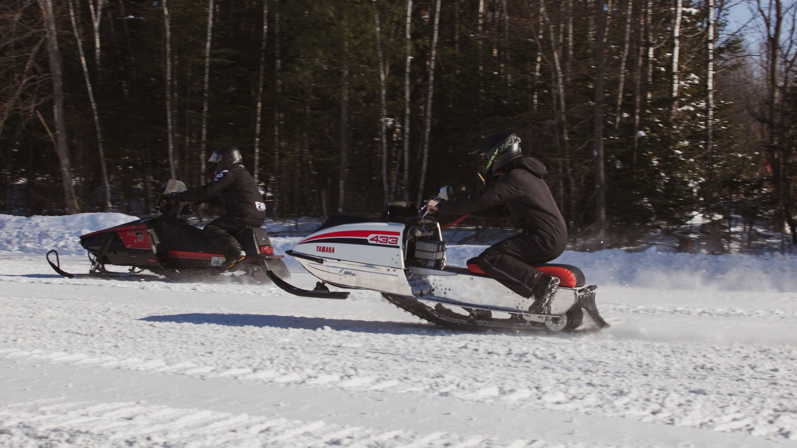 Retour en images sur les drags vintage du Club motoneige de Beauceville 