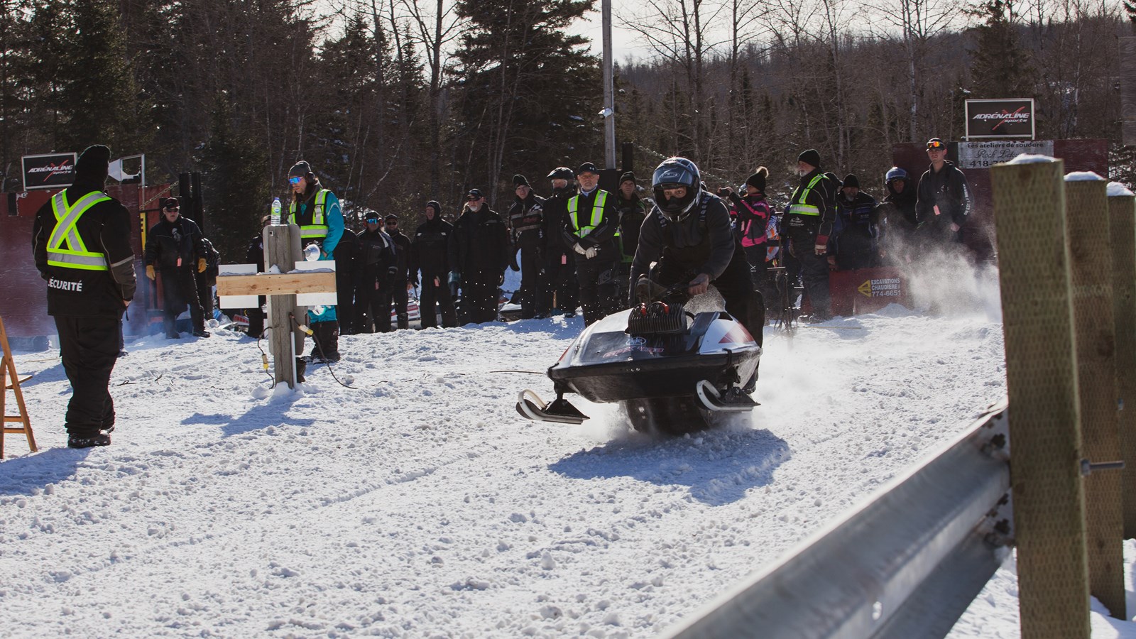 Retour en images sur les drags vintage du Club motoneige de Beauceville 