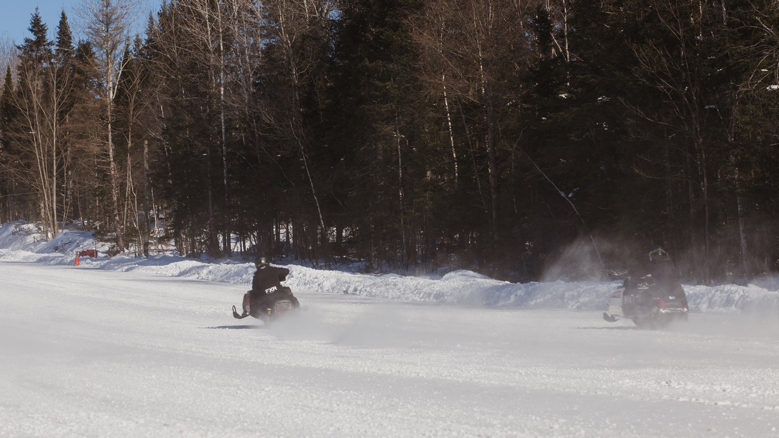 Retour en images sur les drags vintage du Club motoneige de Beauceville 