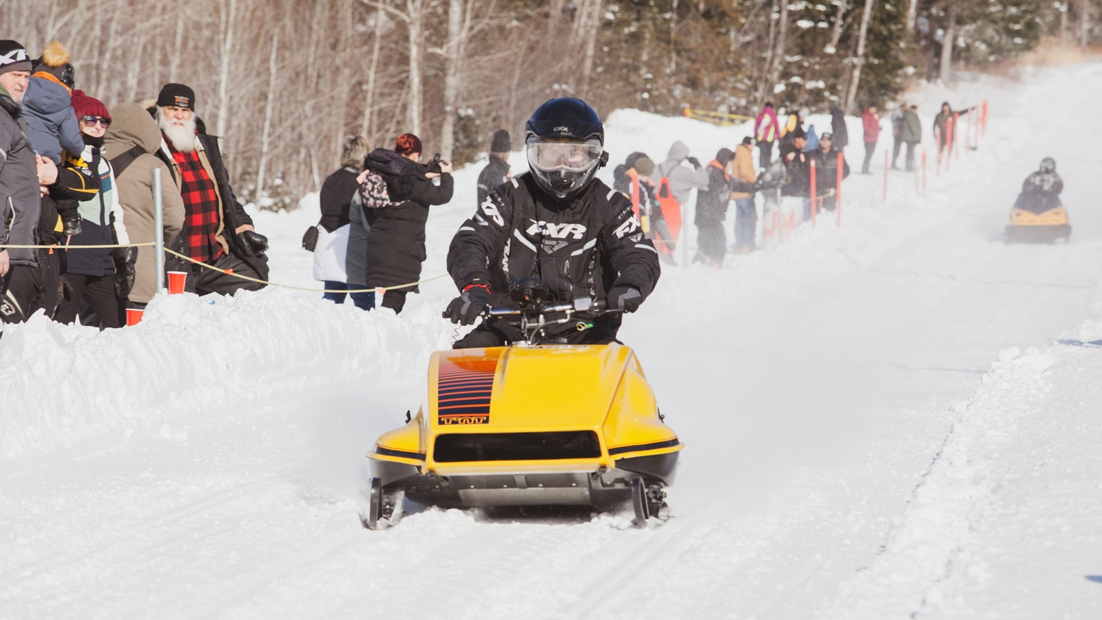 Retour en images sur les drags vintage du Club motoneige de Beauceville 