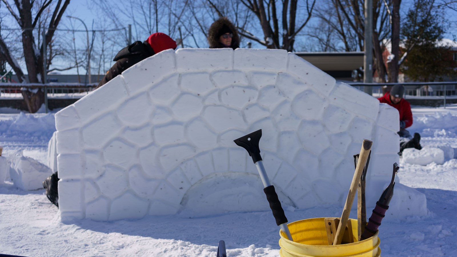 Vingt-cinq sculptures de neige à Saint-Georges