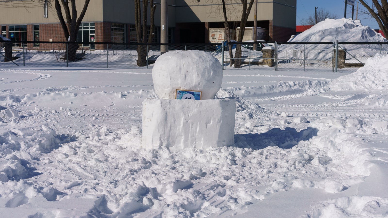 Vingt-cinq sculptures de neige à Saint-Georges
