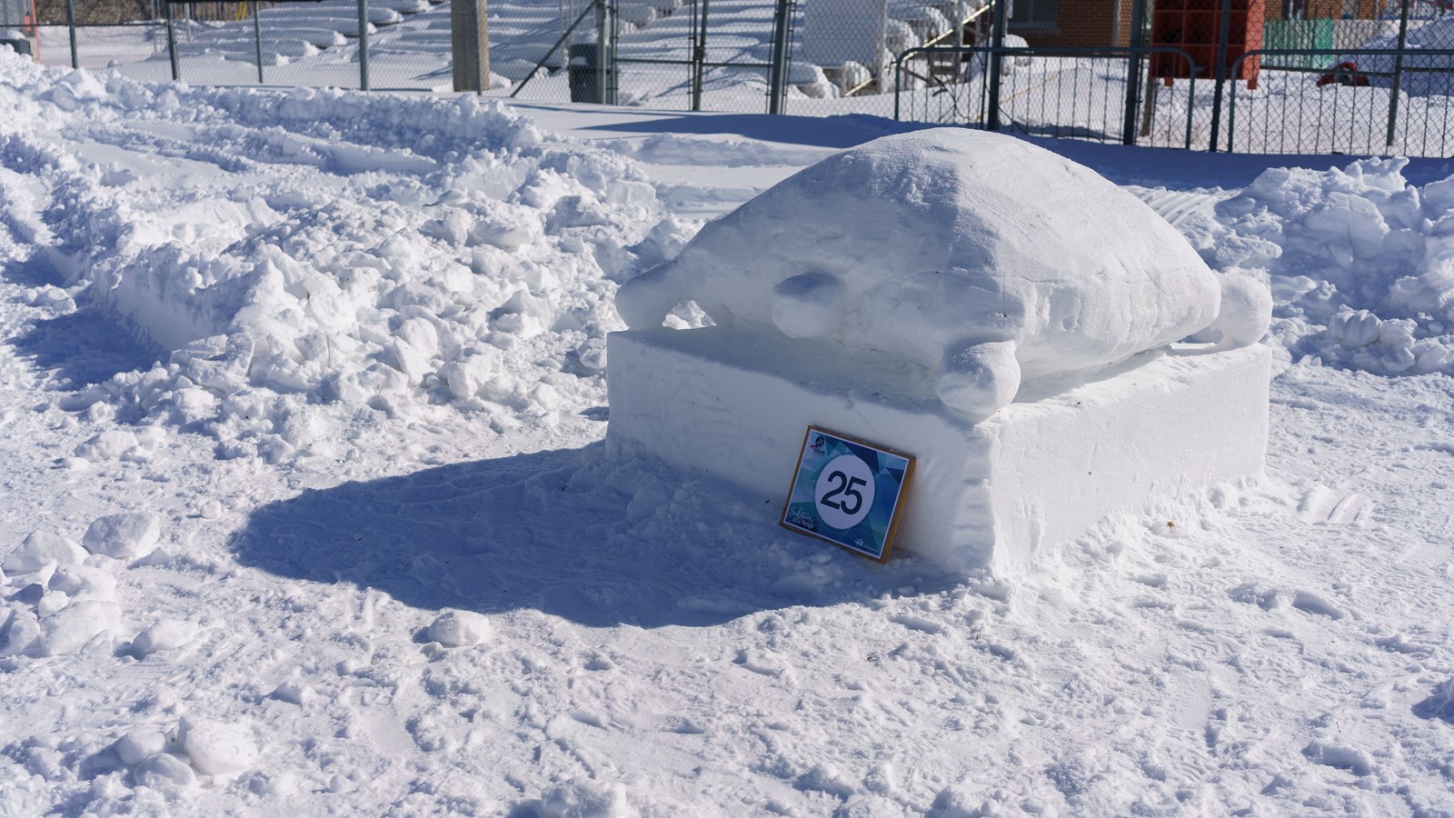 Vingt-cinq sculptures de neige à Saint-Georges