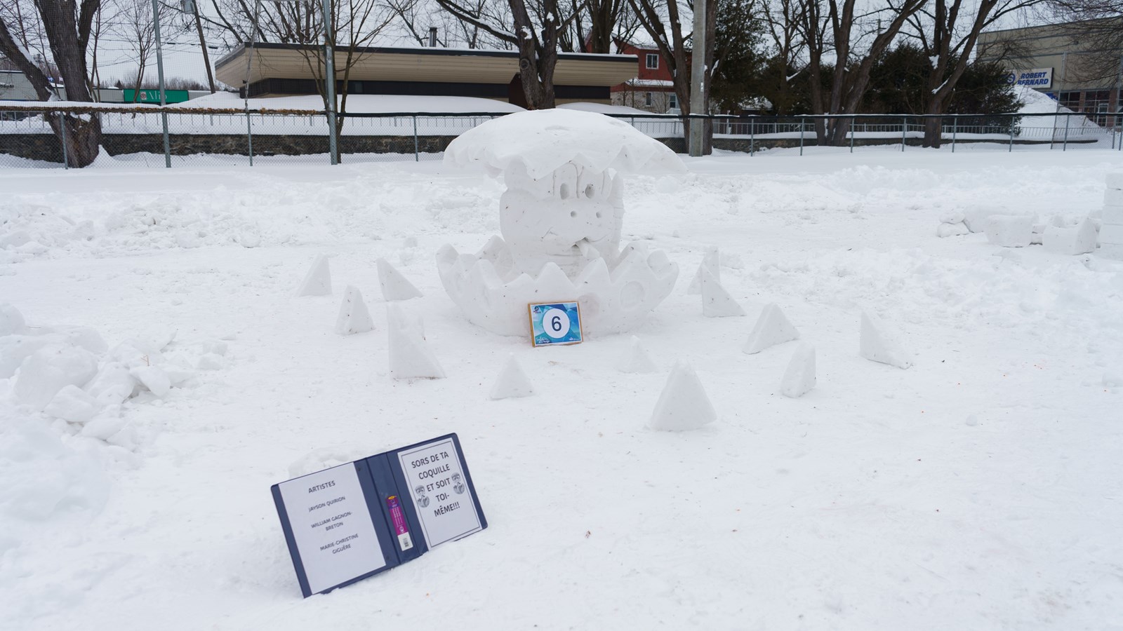 Vingt-cinq sculptures de neige à Saint-Georges