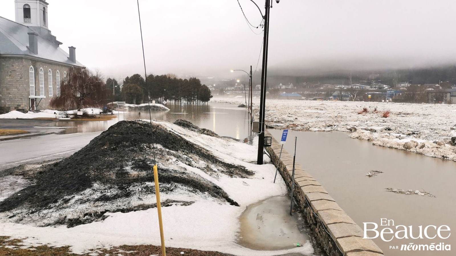 L'embâcle perdure sur la Chaudière à Beauceville