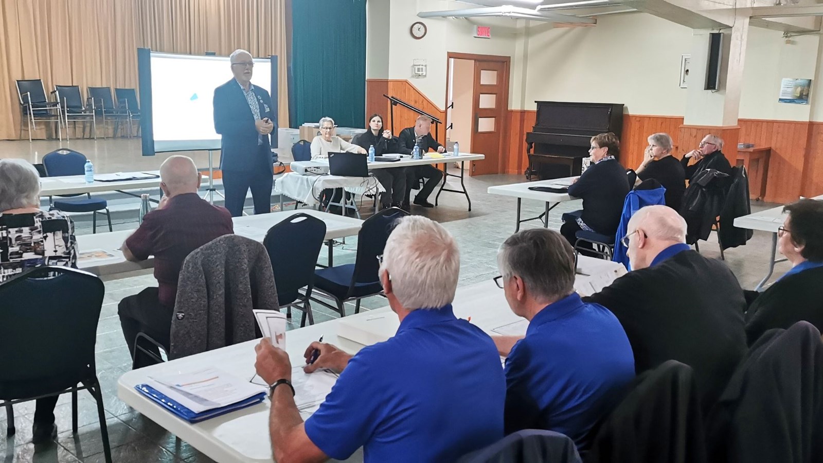 Une cinquantaine de représentants des conseils d'administration des 10 clubs du secteur Beauce étaient présents au rassemblement tenu mercredi à Saint-Zacharie.
