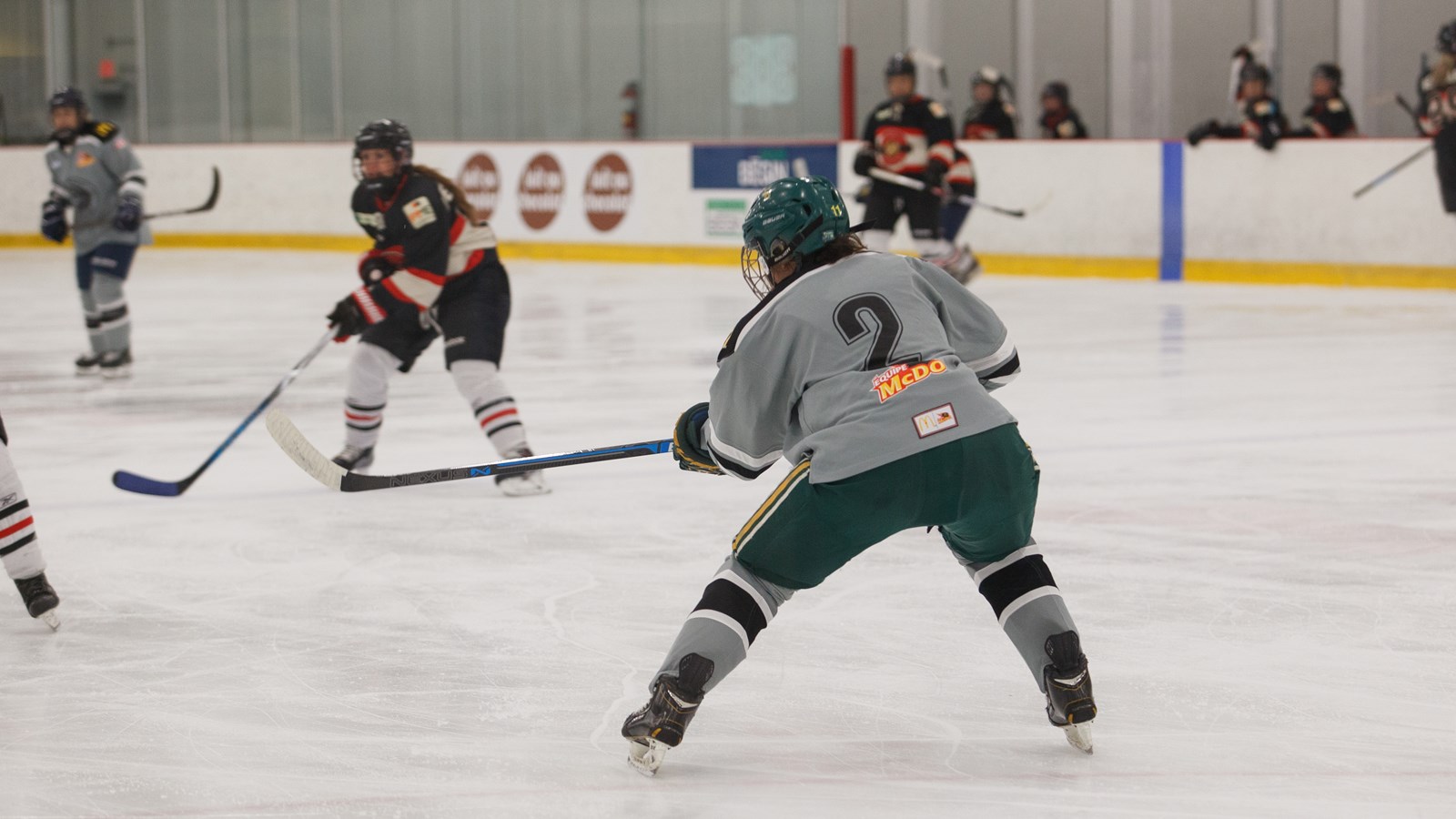 Le Tournoi de hockey féminin de Saint-Georges bat son plein