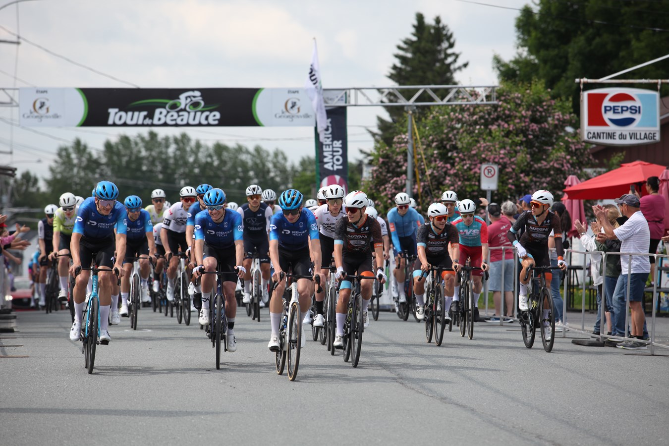 Le Tour de Beauce 2025 prend son départ à Saint-Gédéon