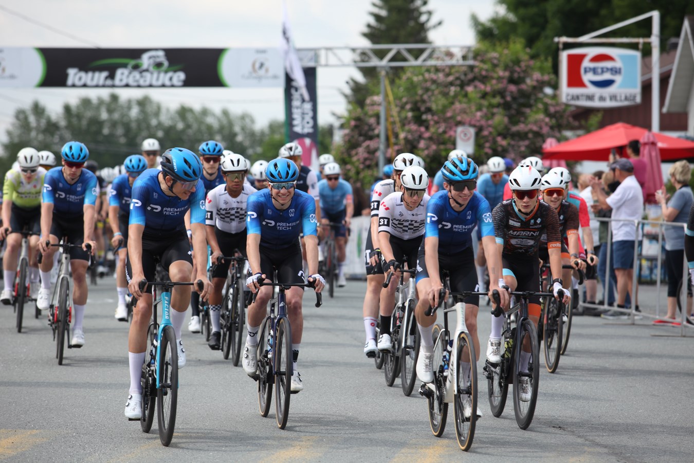 Le Tour de Beauce 2025 prend son départ à Saint-Gédéon