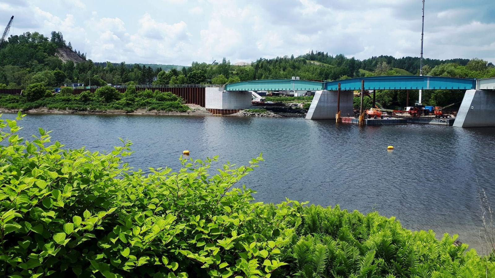 Pont ferroviaire de Vallée-Jonction: la construction avance à un «rythme soutenu»