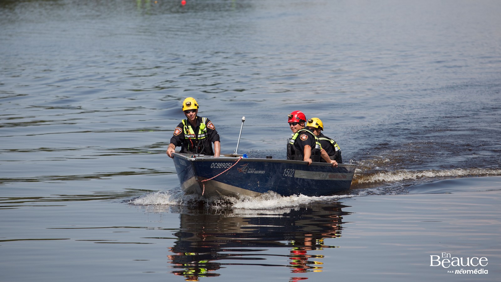 La course de bateaux-dragons a réuni 483 rameurs
