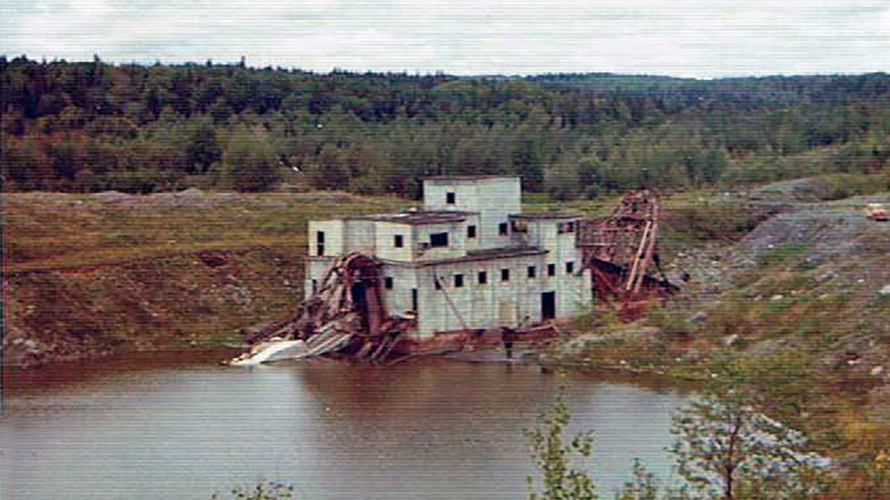 L'extraordinaire drague d'autrefois à St-Simon-les-Mines