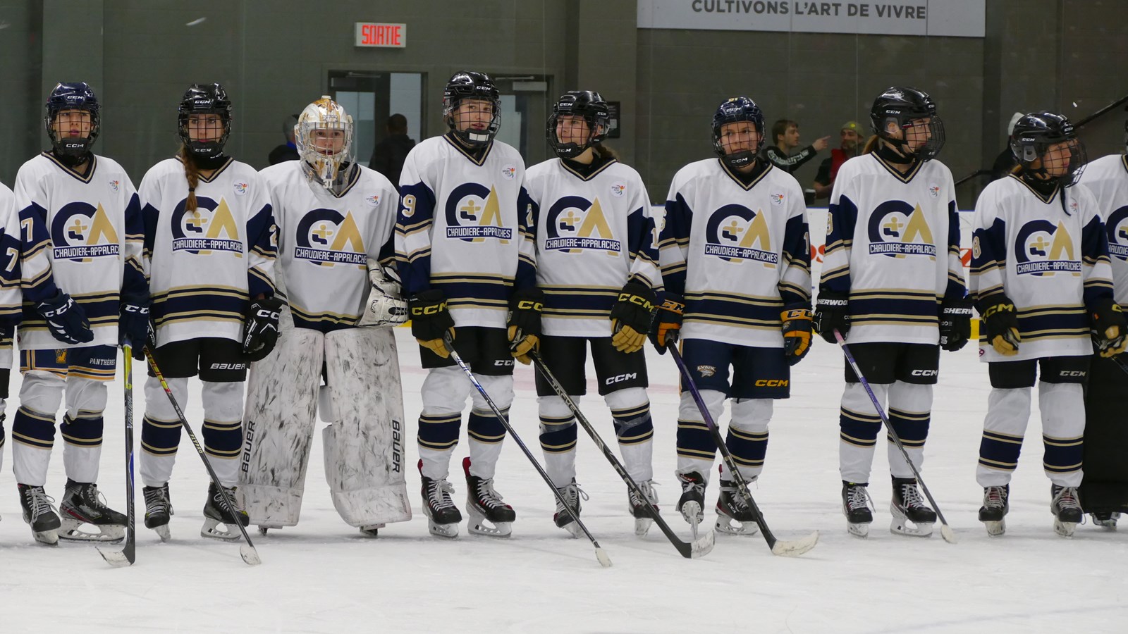 Jeux du Québec: les hockeyeuses ramènent une 35e médaille