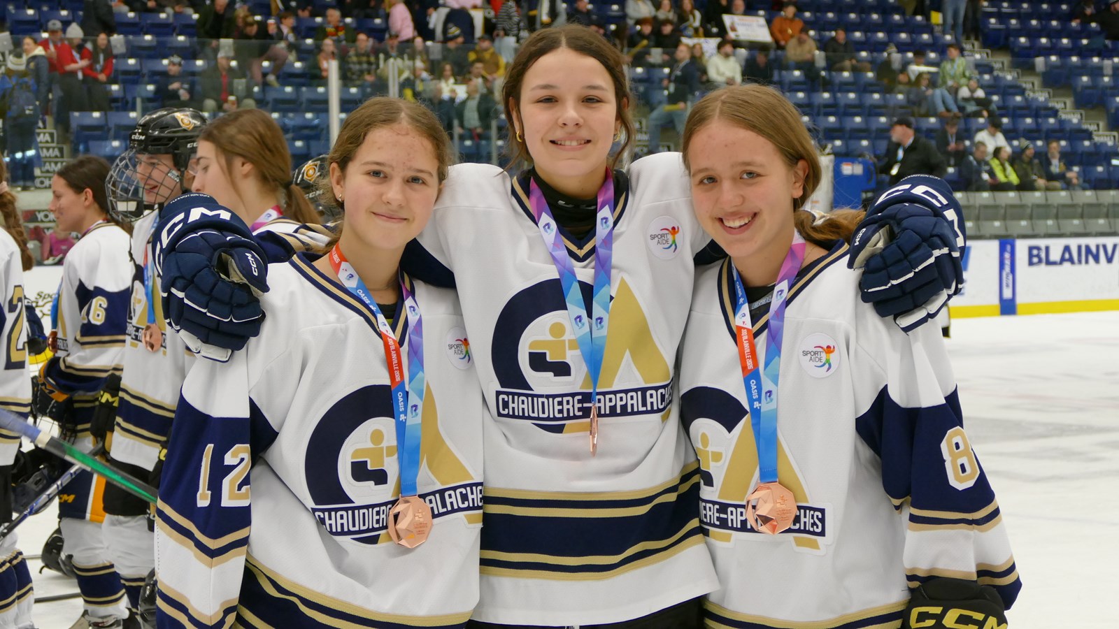 Jeux du Québec: les hockeyeuses ramènent une 35e médaille