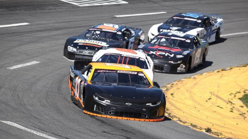 Un programme double NASCAR Canada à Vallée-Jonction ce samedi