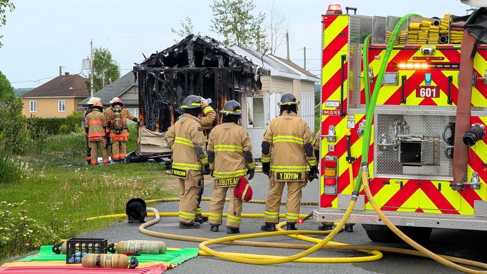 Feu de cabanon à Saint-Georges