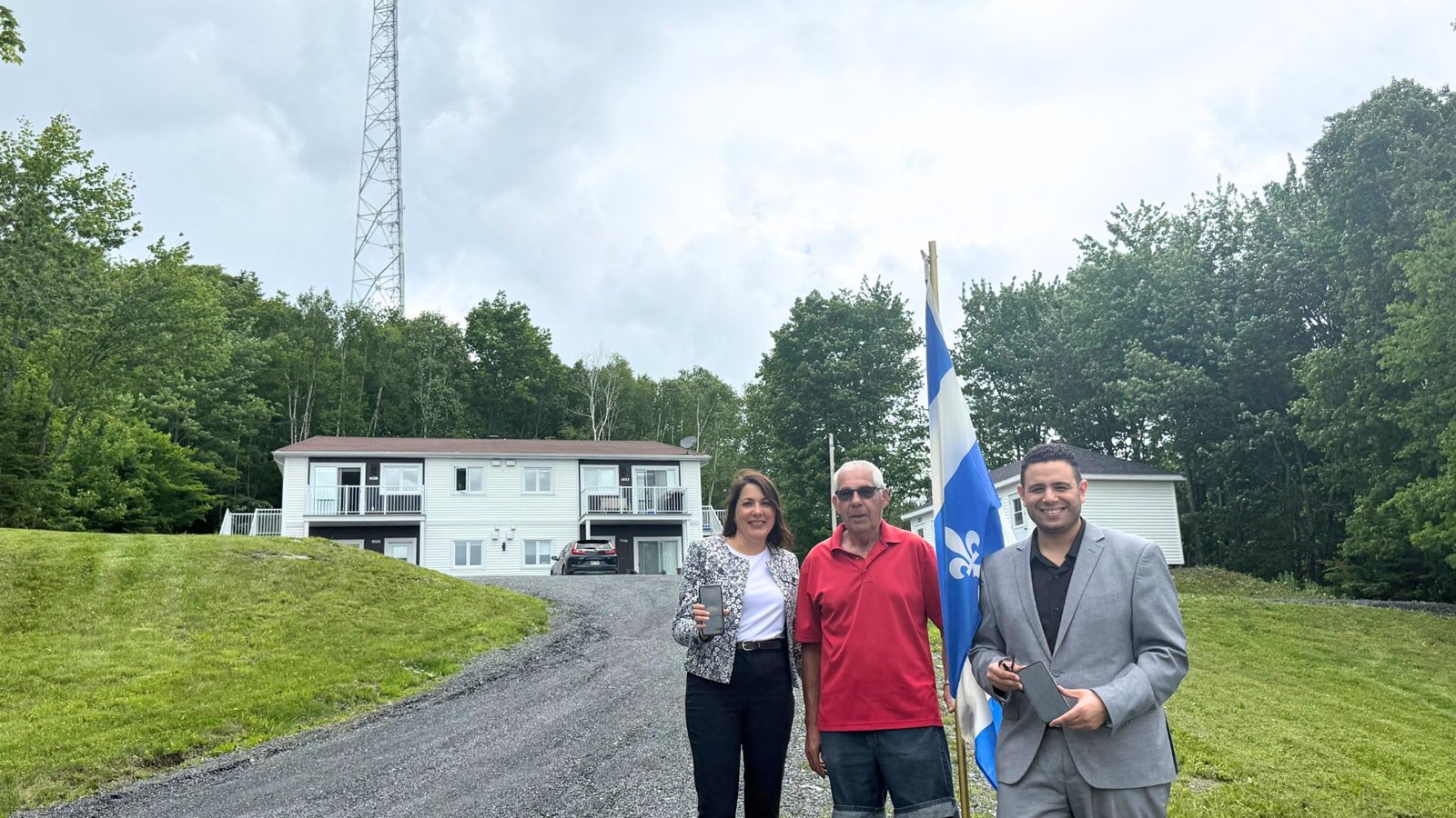 Une nouvelle tour cellulaire en fonction à la fin juin