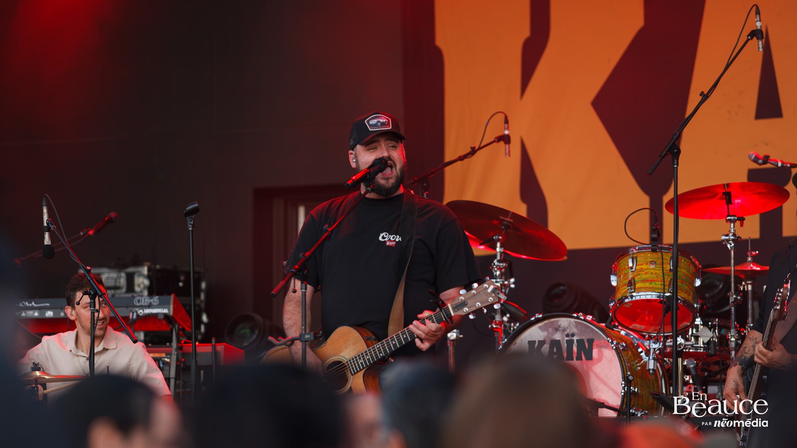 Plus de 2 500 spectateurs réunis pour le Provençal Band, Phil Lauzon et Kaïn