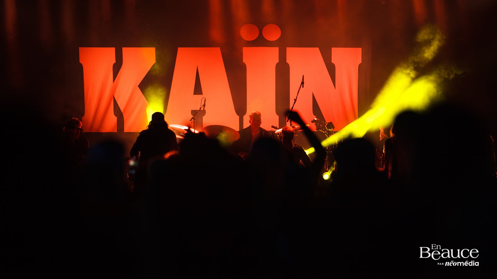Plus de 2 500 spectateurs réunis pour le Provençal Band, Phil Lauzon et Kaïn