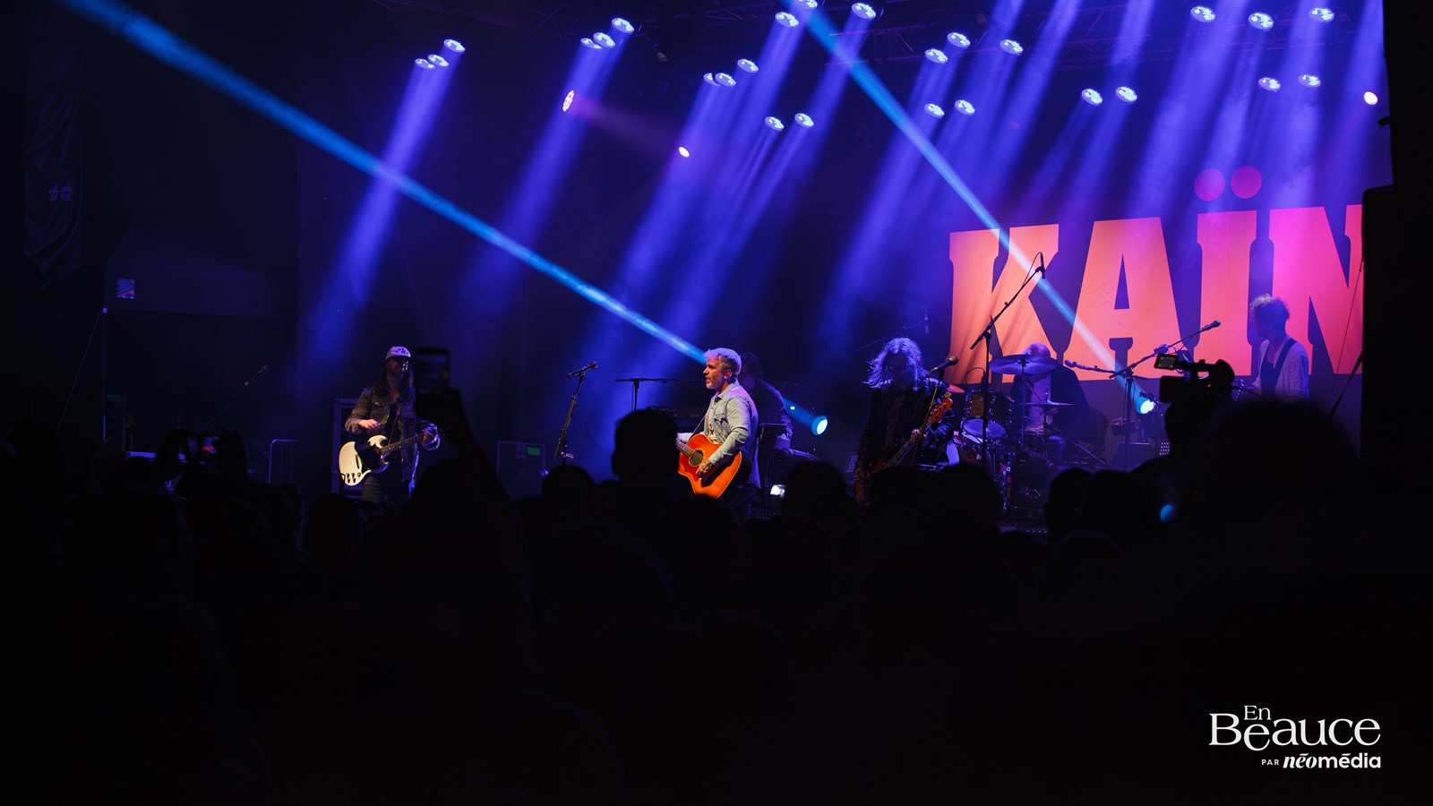 Plus de 2 500 spectateurs réunis pour le Provençal Band, Phil Lauzon et Kaïn