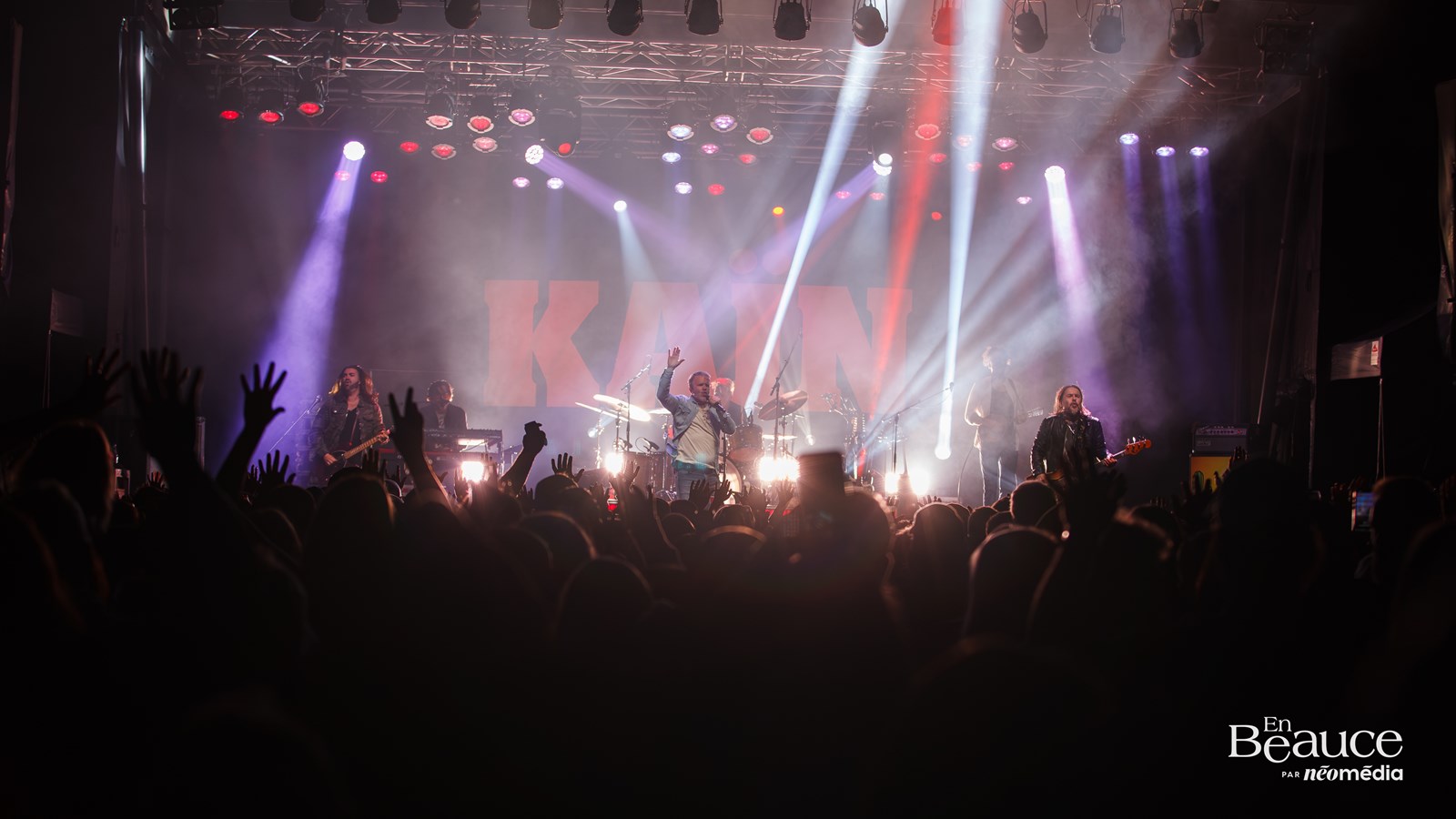Plus de 2 500 spectateurs réunis pour le Provençal Band, Phil Lauzon et Kaïn