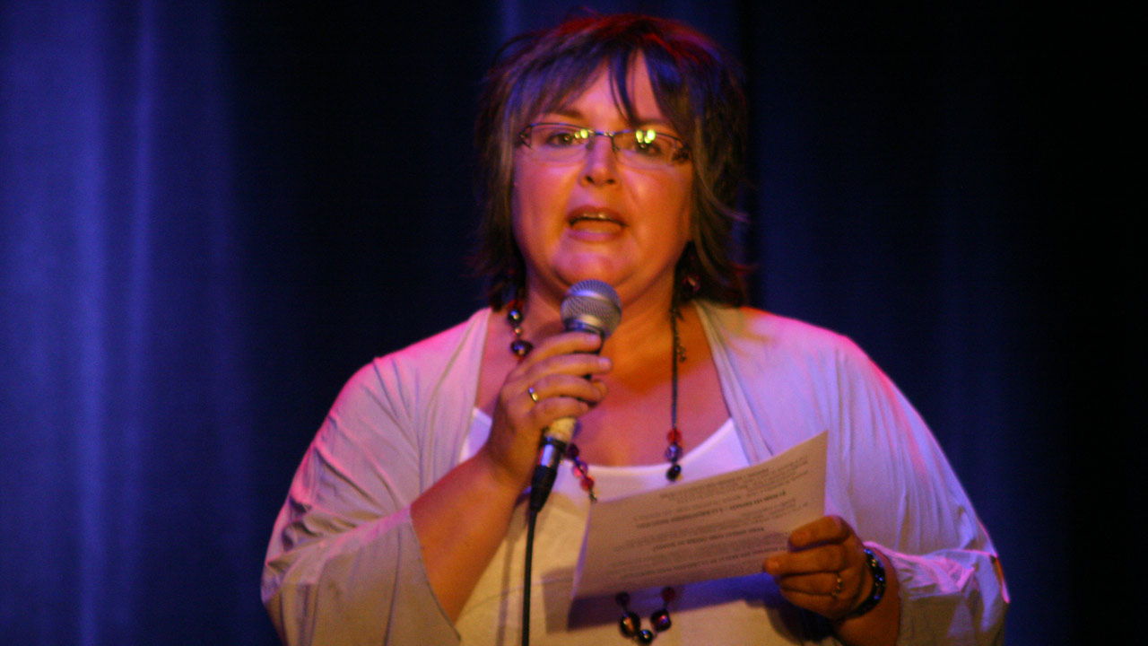 Caroline Veilleux du Service de la culture et des loisirs a rappelé au public que la culture sera sous toutes ses formes durant le mois d'octobre. 