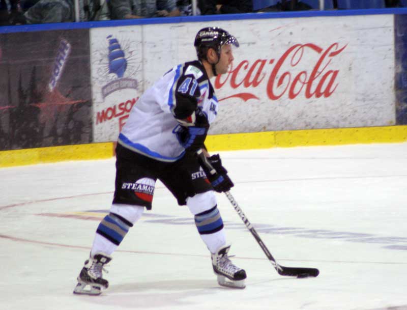 Keven Cloutier est le joueur du mois dans la LNAH.