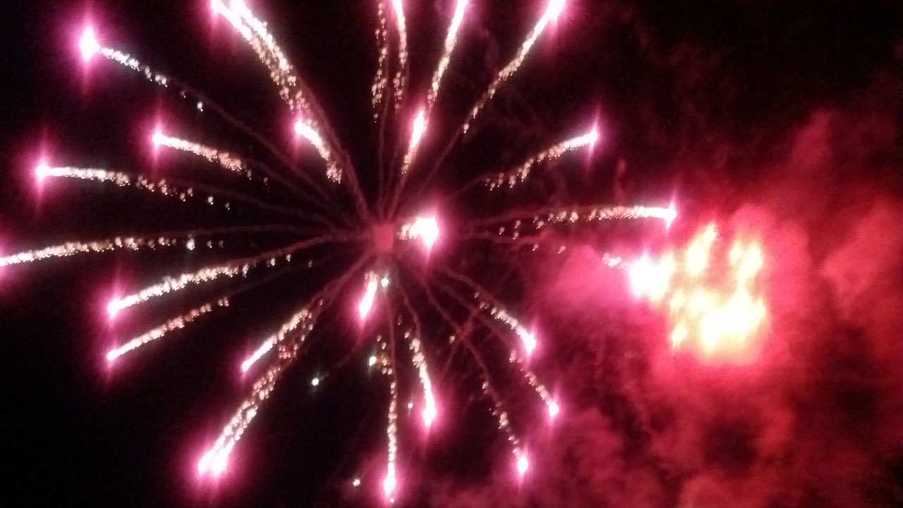 Une grande variété de feux d'artifice