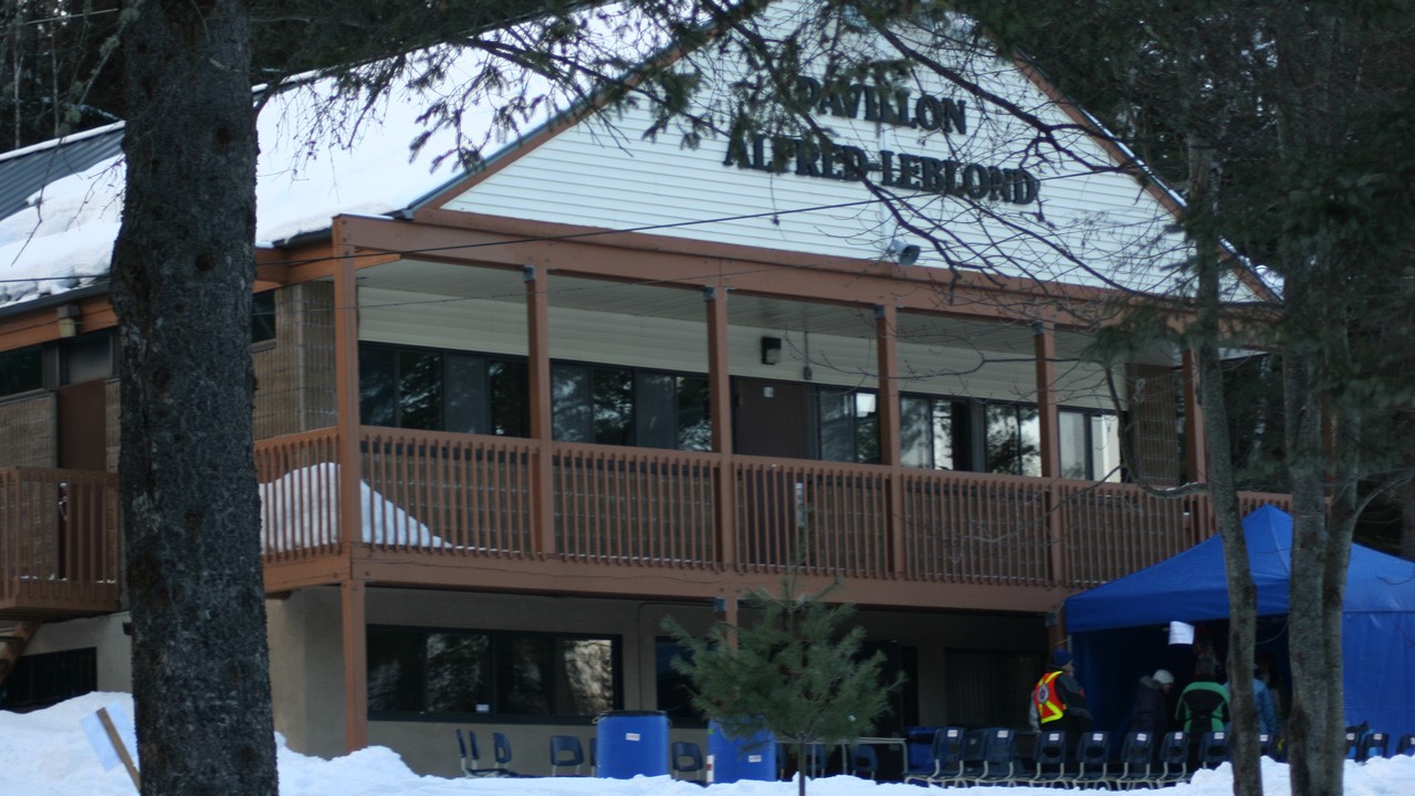 Le départ avait lieu du chalet du parc.