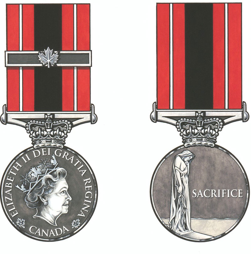 La Médaille du sacrifice remise à titre posthume à Étienne Gonthier.