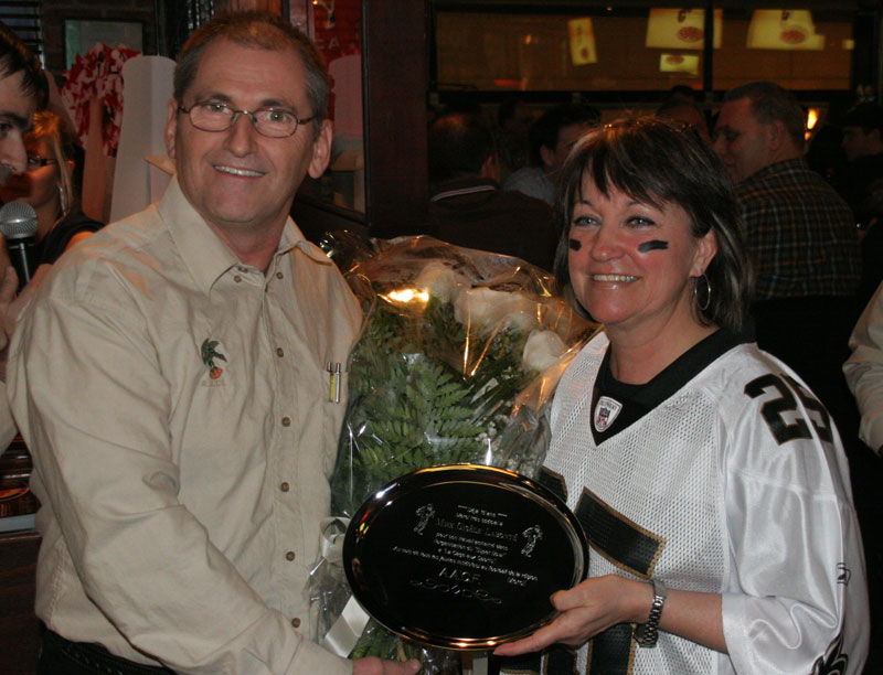 Tout un party de Superbowl pour l’Association des anciens Condors à la Cage
